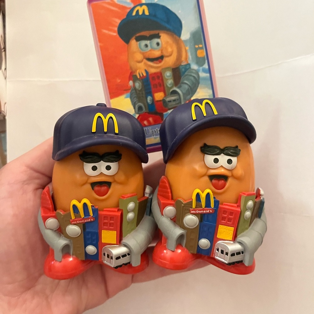 McNugget Buddies Uptown Moe McDonald’s Happy Meal Toy 2023 Kerwin Frost Nugget